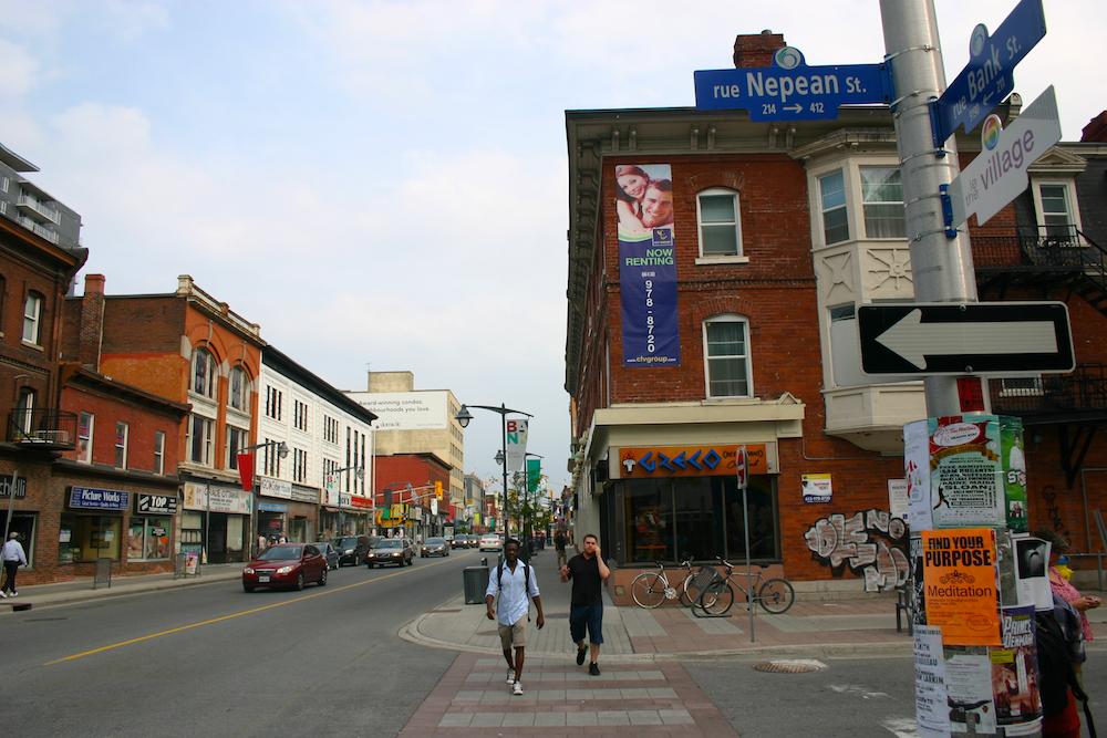 The Village. Gy-Quartier Rue Bank in Ottawa
